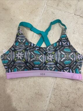 Victorias Secret Sport VSX Patterned Cross-Back Sports Bra 32C